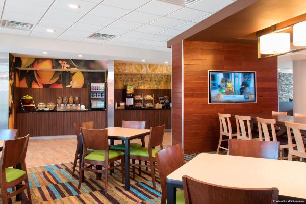 Fairfield Inn & Suites Jackson Clinton